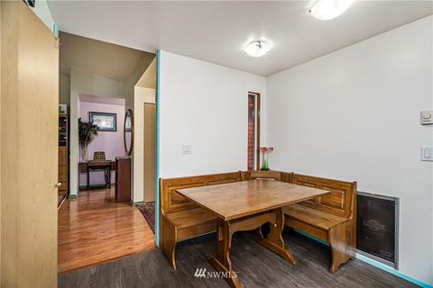 309 Petschauer Pl, Enumclaw, WA 98022 photo 9