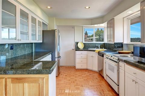 16124 Bothell Way NE, Lake Forest Park, WA 98155 photo 8