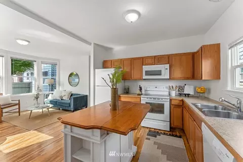 1917 Rucker Ave, Everett, WA 98201 photo 7