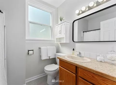 1917 Rucker Ave, Everett, WA 98201 photo 12