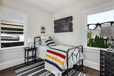 4646 Eastern Ave N, Seattle, WA 98103 photo 18