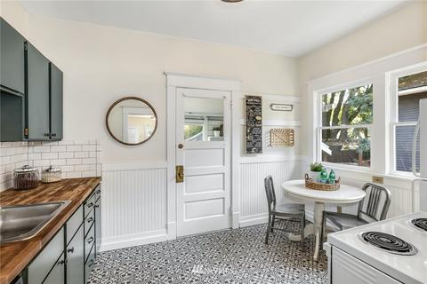 4646 Eastern Ave N, Seattle, WA 98103 photo 14
