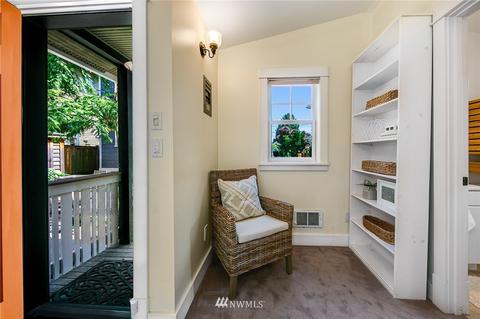 4521 Eastern Ave N, Seattle, WA 98103 photo 28