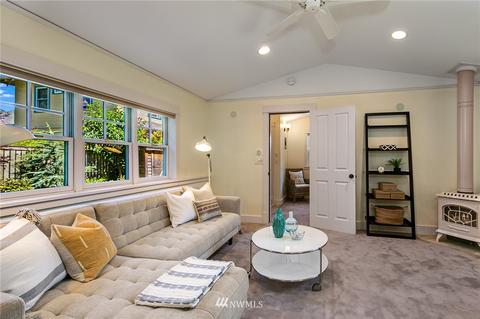 4521 Eastern Ave N, Seattle, WA 98103 photo 24