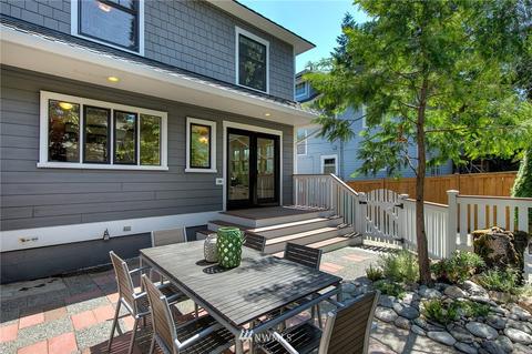 4521 Eastern Ave N, Seattle, WA 98103 photo 6