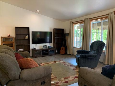 15809 66th St E, Sumner, WA 98390 photo 11