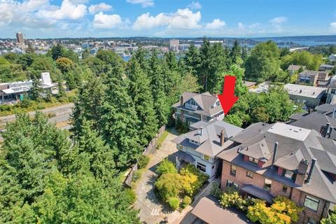 2408 Broadway E, Seattle, WA 98102 photo 25
