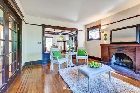 2408 Broadway E, Seattle, WA 98102 photo 4