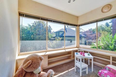 2408 Broadway E, Seattle, WA 98102 photo 15