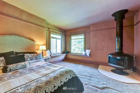 2408 Broadway E, Seattle, WA 98102 photo 11