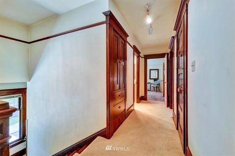 2408 Broadway E, Seattle, WA 98102 photo 13