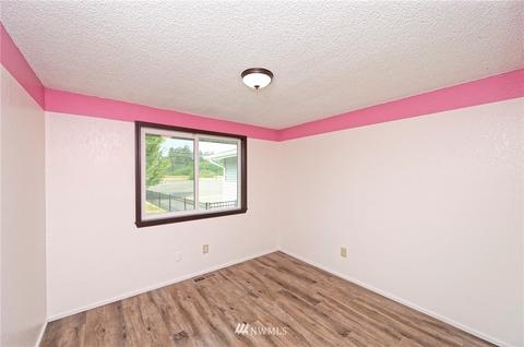 803 Calistoga Ct SW, Orting, WA 98360 photo 17