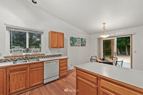 9101 W Mall Dr, Everett, WA 98208 photo 12