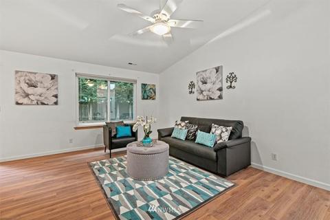 9101 W Mall Dr, Everett, WA 98208 photo 4