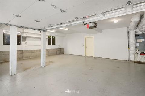 2515 E Spring St, Seattle, WA 98122 photo 32