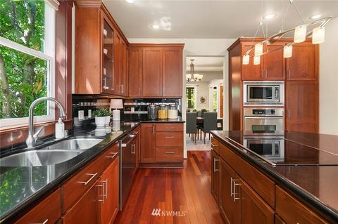 2515 E Spring St, Seattle, WA 98122 photo 12