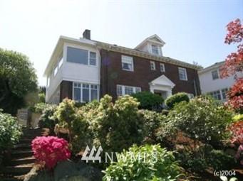 2005 E Crescent Dr, Seattle, WA 98112 photo 1