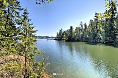 6382 E Grapeview Loop Rd, Allyn, WA 98524 photo 4