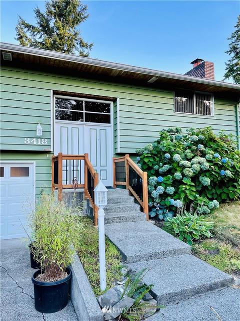 3418 Gorin Dr, Everett, WA 98208 photo 2