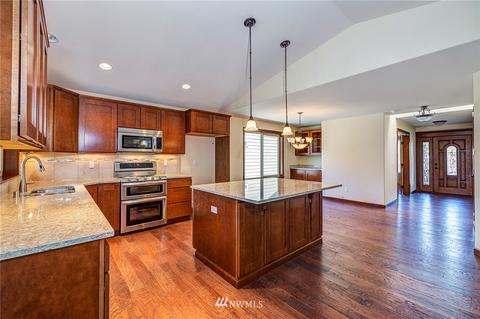 12203 28th Dr SE, Everett, WA 98208 photo 2
