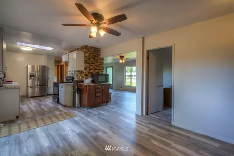 28315 SE 451st St, Enumclaw, WA 98022 photo 13