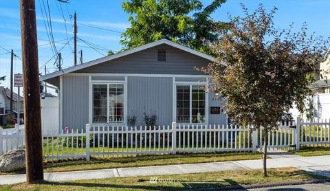 3110 25th St, Everett, WA 98201 photo 1