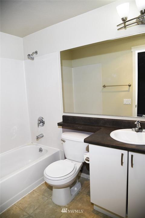 12404 E Gibson Rd #A306, Everett, WA 98204 photo 8