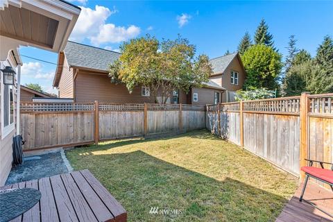 1927 Rainier Ave, Everett, WA 98201 photo 2