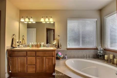 313 Phoenix Ave, Orting, WA 98360 photo 23