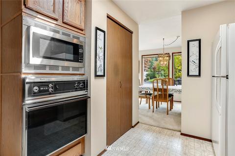 912 243rd St SW, Bothell, WA 98021 photo 7