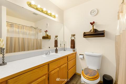124 E 170th St, Spanaway, WA 98387 photo 24