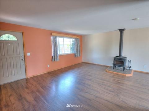 2960 Sun Mountain Dr, Enumclaw, WA 98022 photo 4