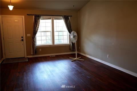 1116 180th St E, Spanaway, WA 98387 photo 2