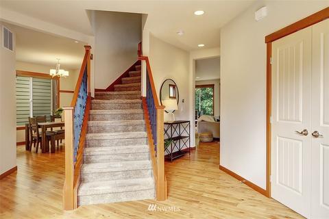 19017 4th Dr SE, Bothell, WA 98012 photo 2