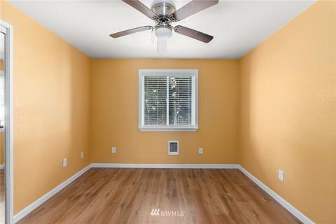 1025 E St, Centralia, WA 98531 photo 11