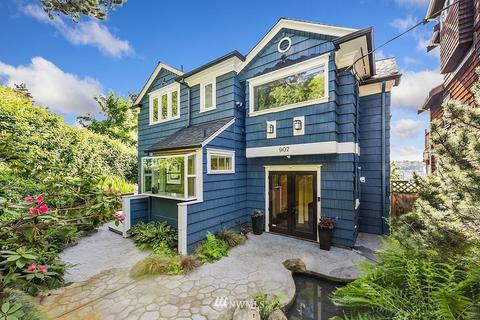 907 E Howe St, Seattle, WA 98102 photo 2
