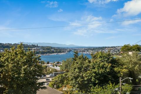 907 E Howe St, Seattle, WA 98102 photo 6