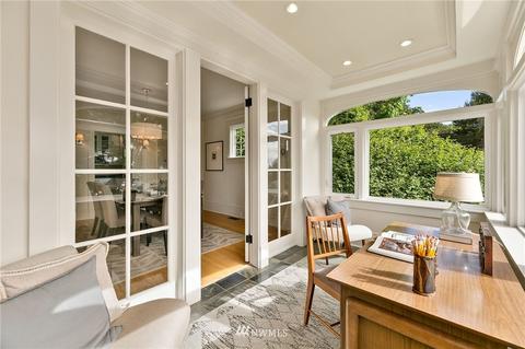907 E Howe St, Seattle, WA 98102 photo 11