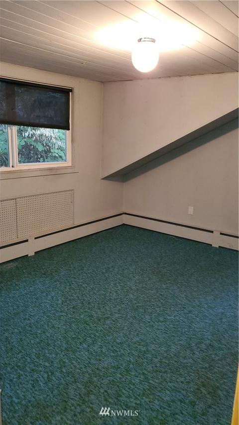 11331 E Riverside Dr, Bothell, WA 98011 photo 9