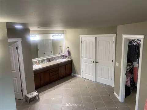 17206 18th Ave E, Spanaway, WA 98387 photo 28