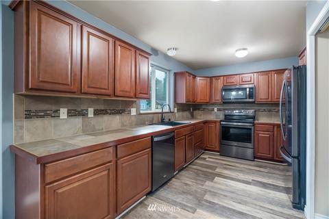 223 174th St E, Spanaway, WA 98387 photo 11