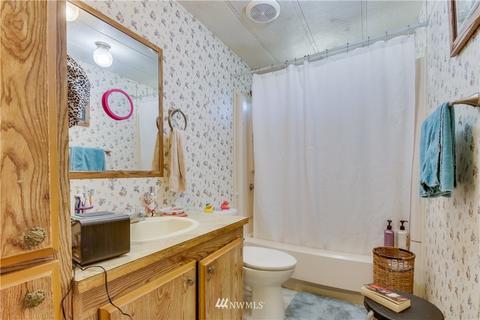 13704 Mccutcheon Rd E, Orting, WA 98360 photo 14