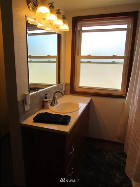 393 W Maple St, Sequim, WA 98382 photo 25