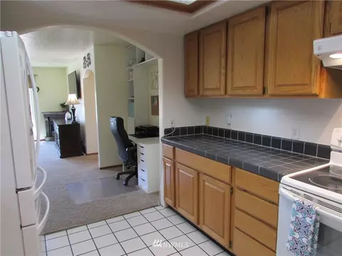 393 W Maple St, Sequim, WA 98382 photo 10