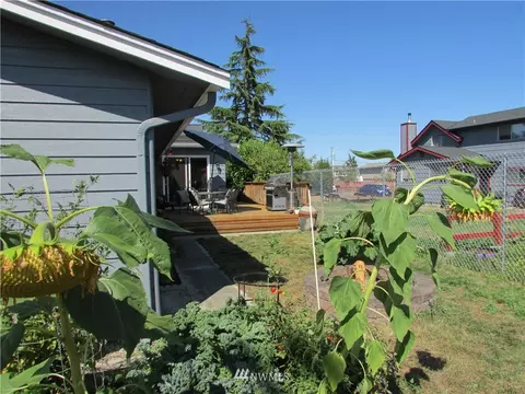 393 W Maple St, Sequim, WA 98382 photo 32