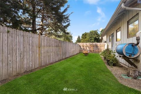 1242 Mchugh Ave, Enumclaw, WA 98022 photo 17