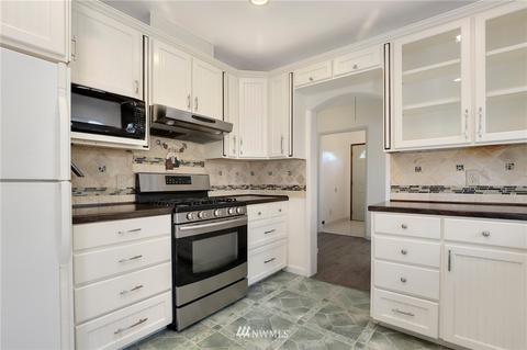 1242 Mchugh Ave, Enumclaw, WA 98022 photo 10