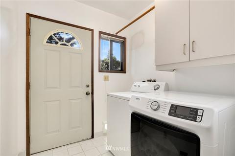 1242 Mchugh Ave, Enumclaw, WA 98022 photo 16