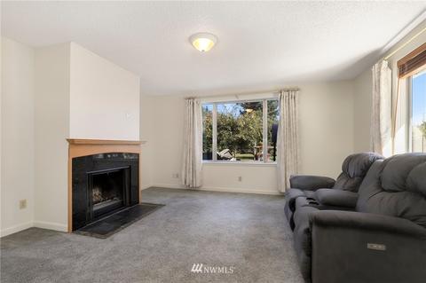 1242 Mchugh Ave, Enumclaw, WA 98022 photo 3