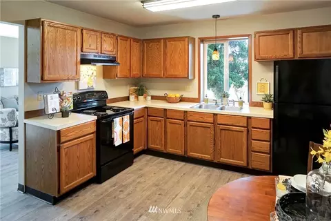 2207 Chestnut St, Everett, WA 98201 photo 5
